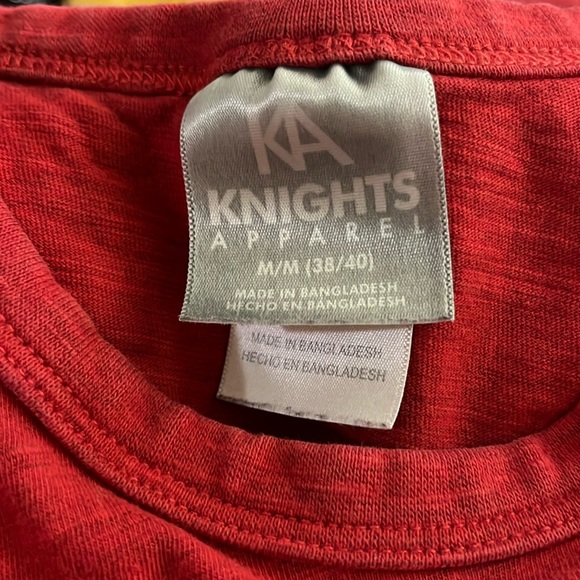 Knights Apparel Wisconsin Badgers Fan T-shirt | Size Medium - Picture 8 of 9